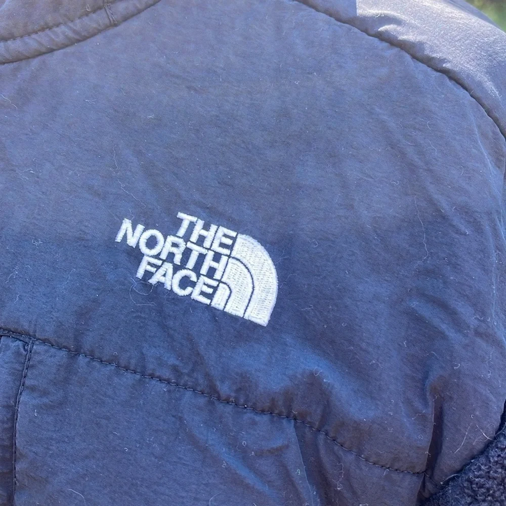 The North Face Men’s Jacket, Size Small, Color is Black, Polartec